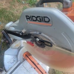 RIDGID MITER SAW WORKS GREAT.  COST 300.00  I.LL TAKE 190.00