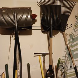 Misc Tools, Axe,sovels,rakes,make Offer