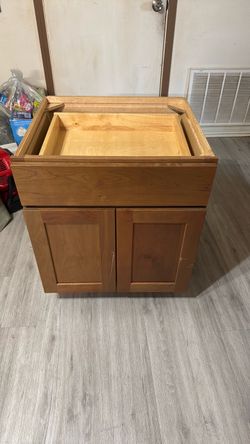 Cabinet drawer