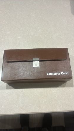 Cassette case, vintage 12 tape cassette case