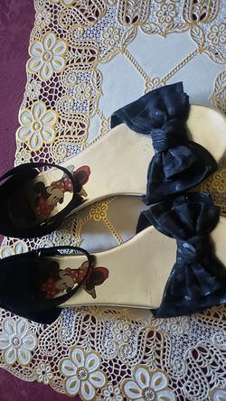Girl shoes