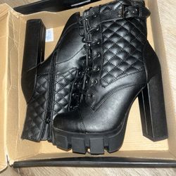 Boot Heels Size 7 