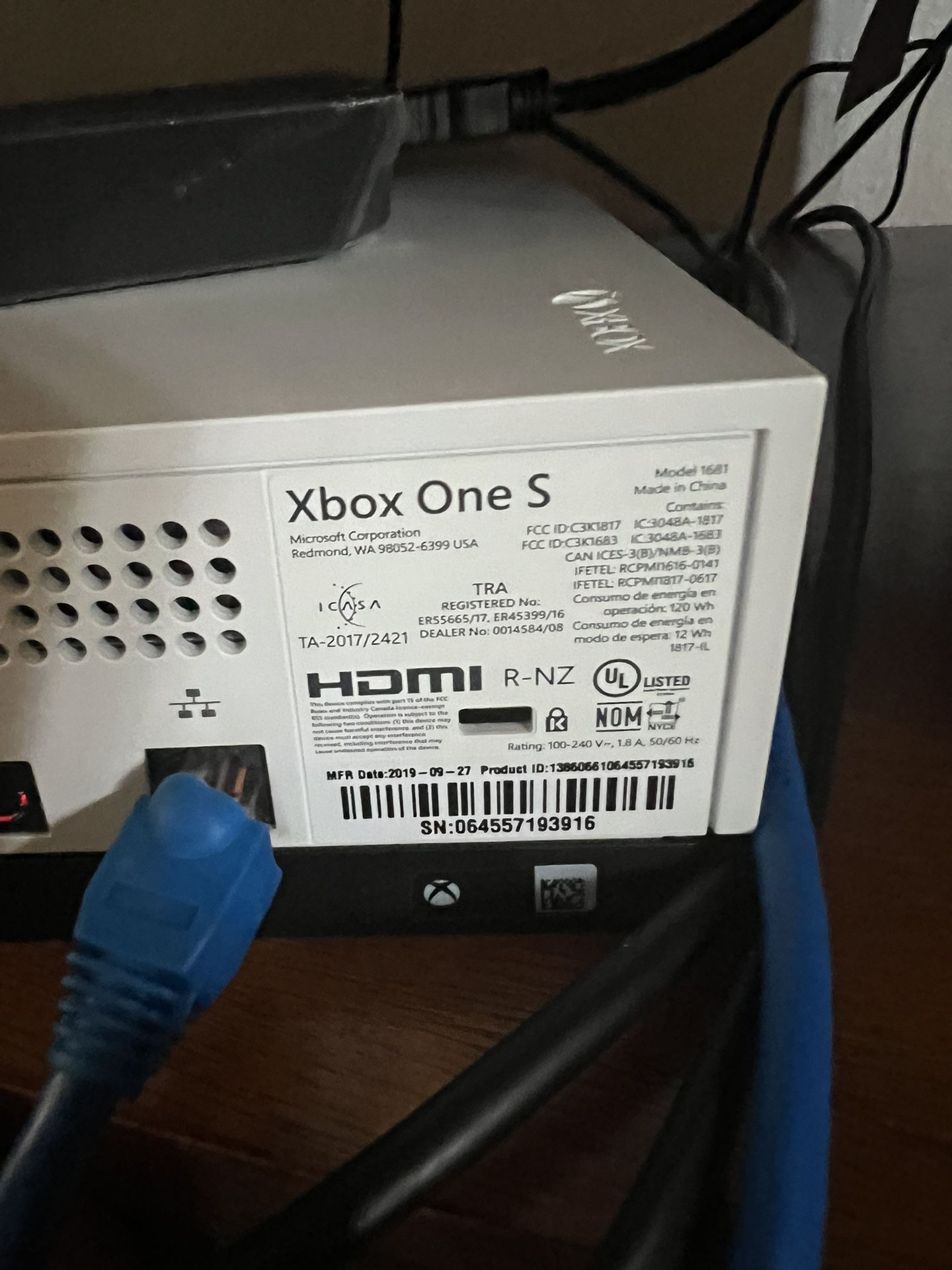 Xbox One S 1T  N More
