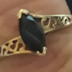 10K Real.Gold & Onyx Ring Size 8