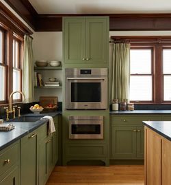 Double Oven Cabinet