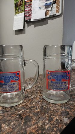 Two glass Budweiser mugs