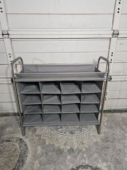 16 Cubby Shoe Organizer, Good Conditions 👍, Measurement: W 34" × D 12" × H 32.5"