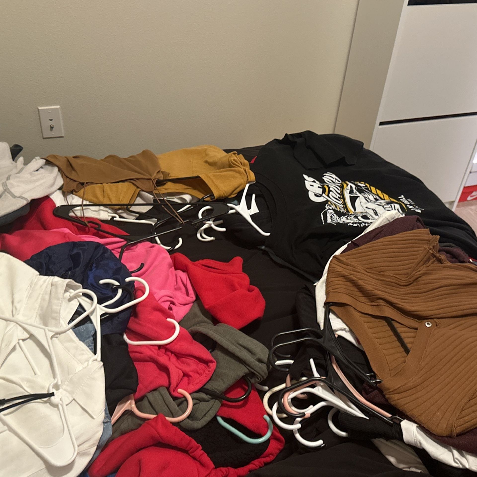 Women’s Clothes