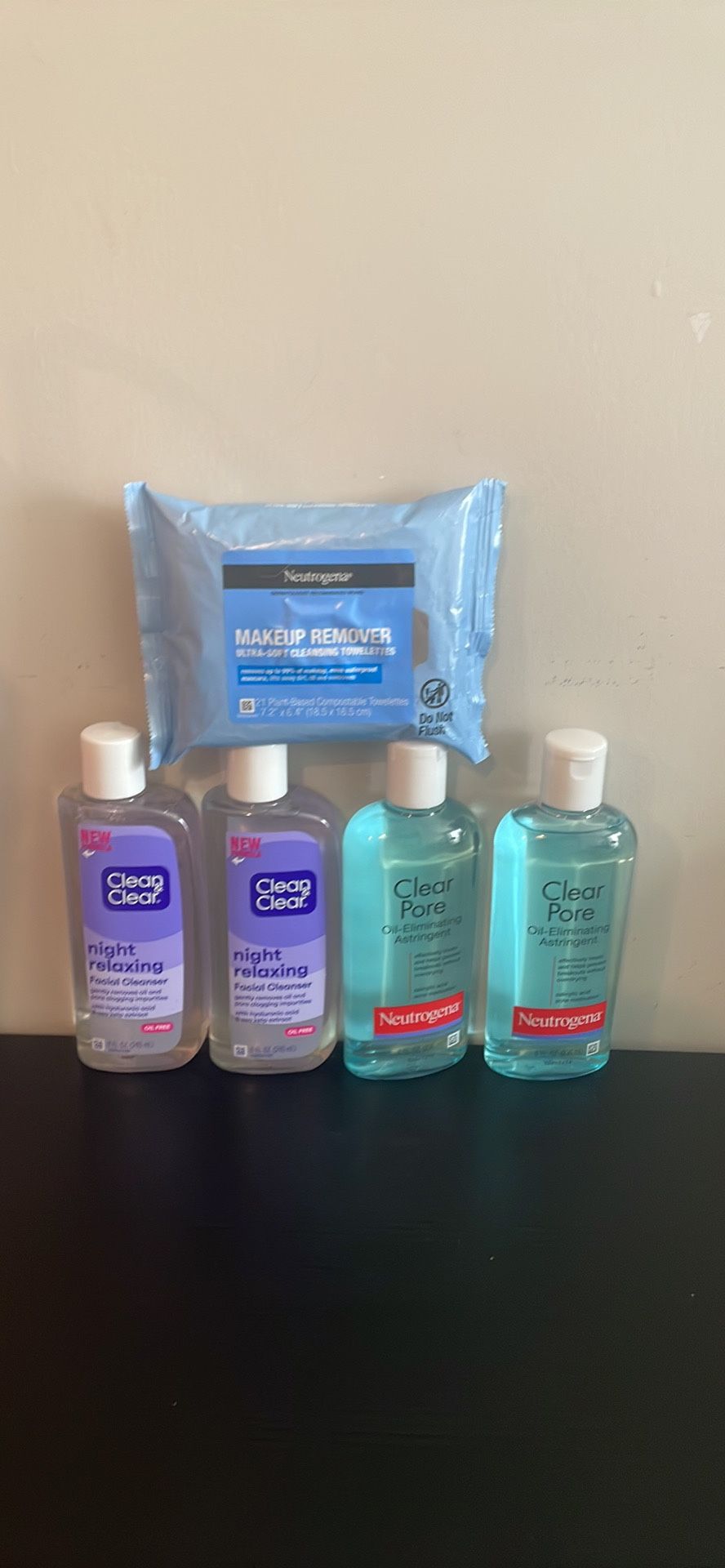 Facial cleanser care bundle $20