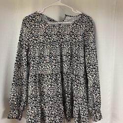 Medium Black And White Blouse 