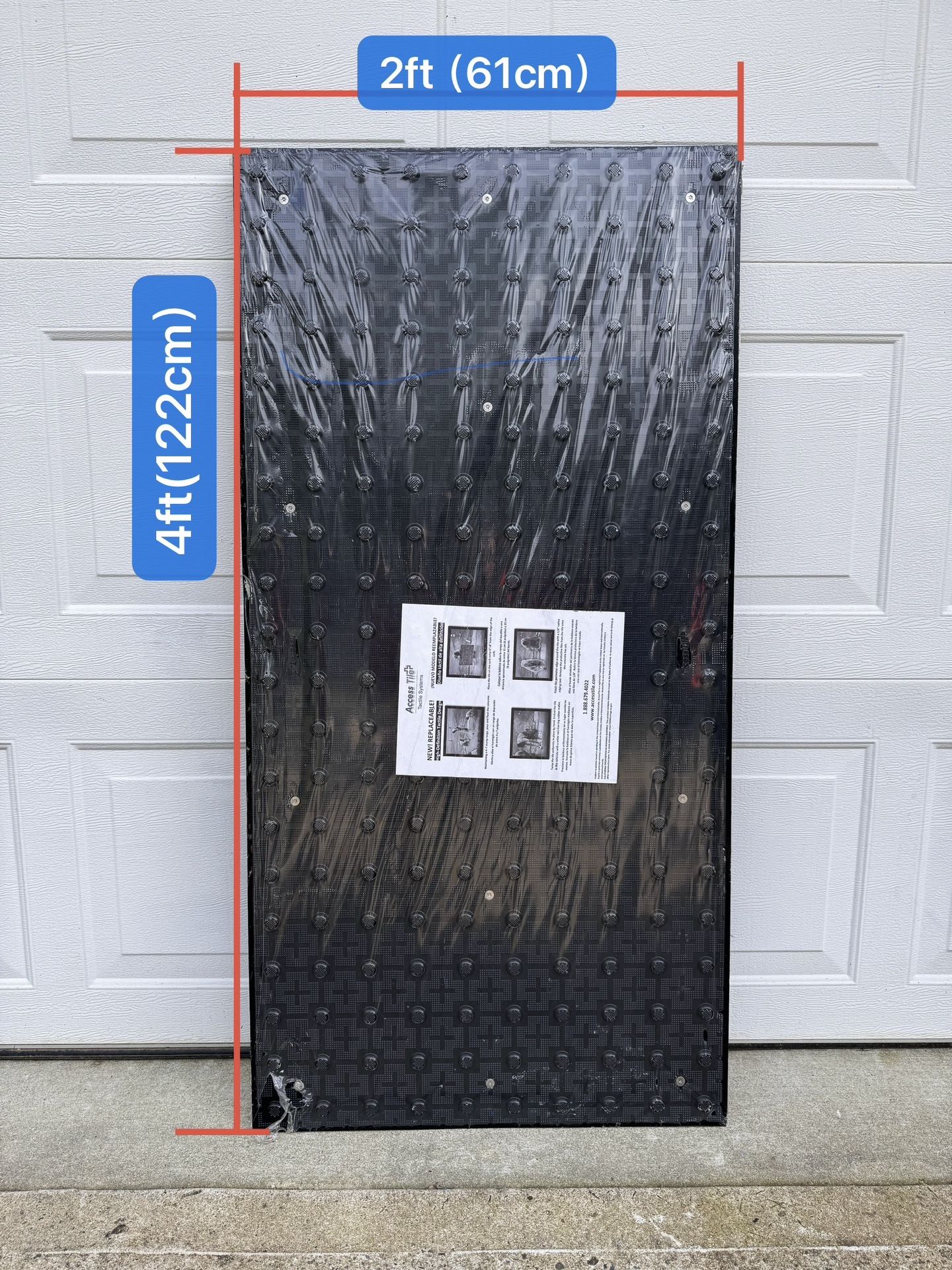 New HDPE high-density polyethylene moisture-proof drainage board, size 4ft × 2ft