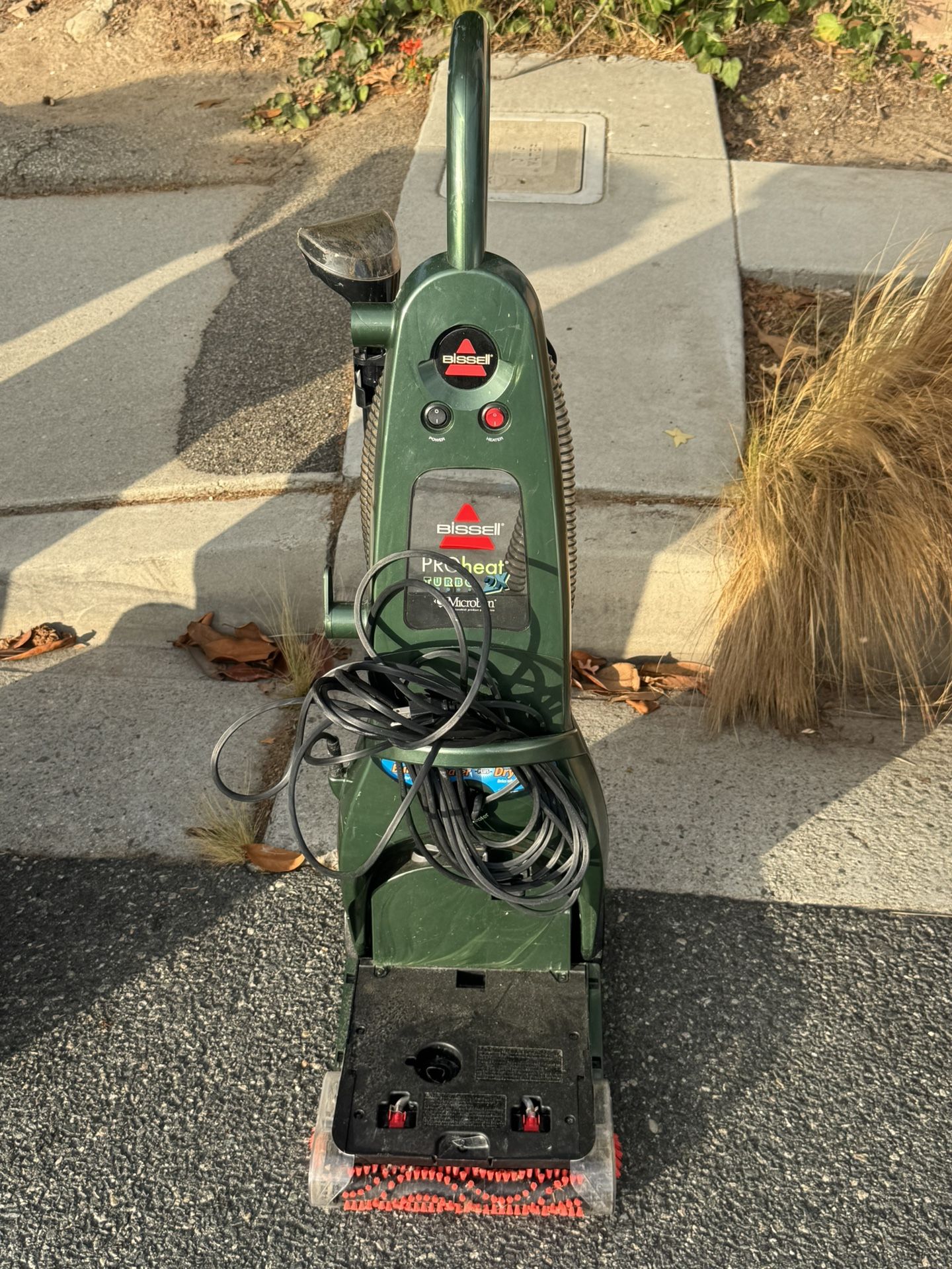 Bissell proheat turbo 2x outMicriban carpet cleaner