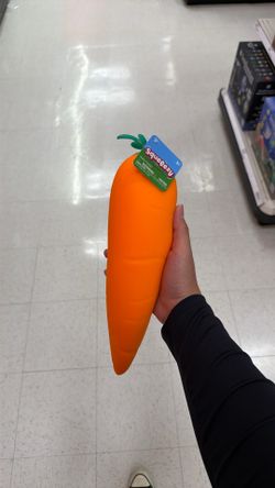 Jumbo Squeezy Carrot Squishy 🥕
