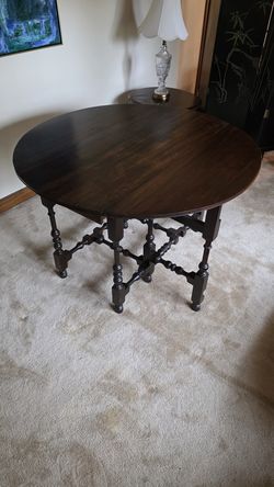 Vintage Gateleg Drop-Leaf Dining Table