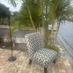 Free Accent Sofa Chair - Curbside