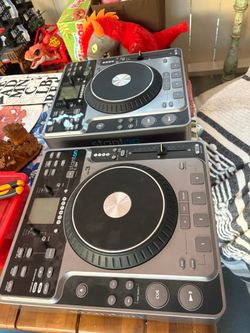 2 Stanton C.324 DJ CD Players – For Parts/Repair