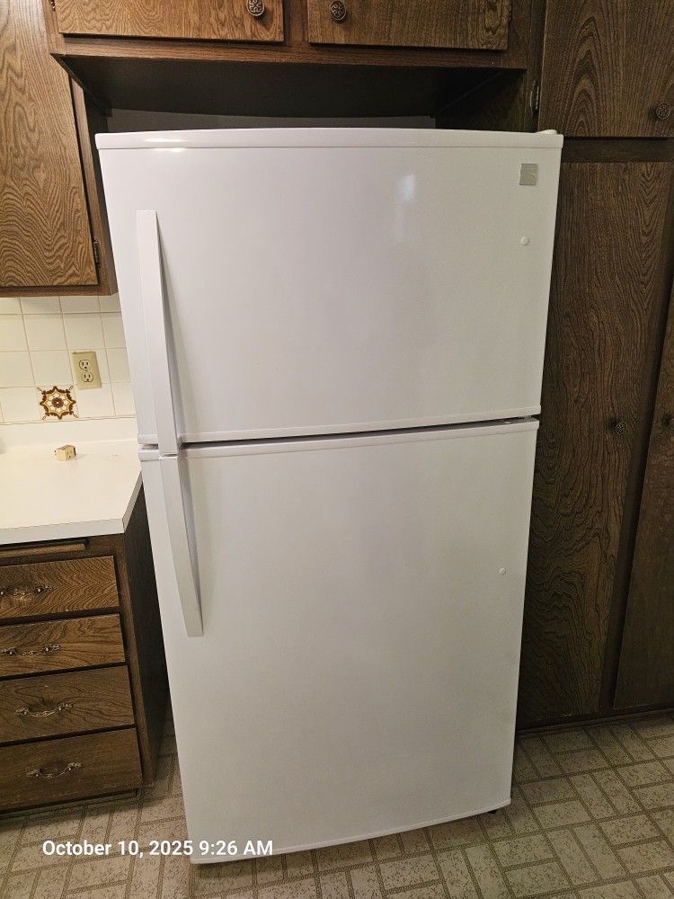 refrigerator kenmore