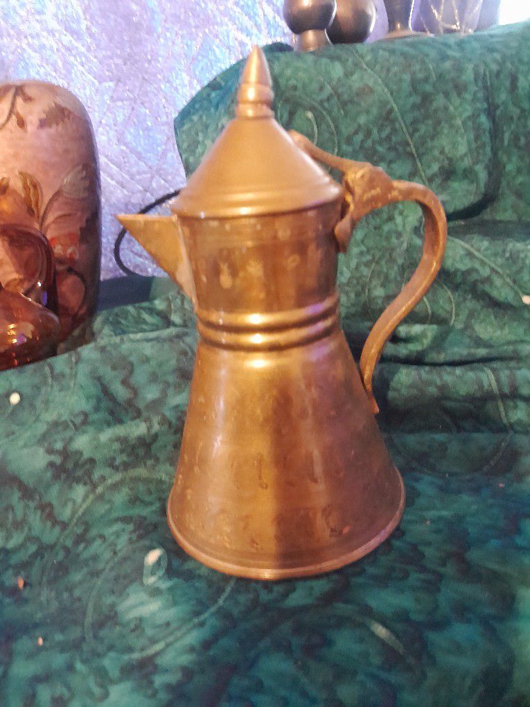 Turkish Tea Pot Brass Cups And Ceramic Inserts
