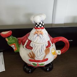 Ganz Santa Tea Pot, Like New