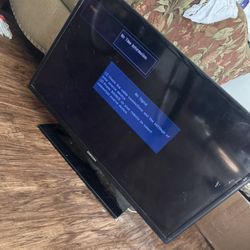 Samsung 32’ flat Screen With Remote & Roku & Roku Remote