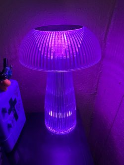 Mushroom shaped color changing lamp touchscreen top!!!