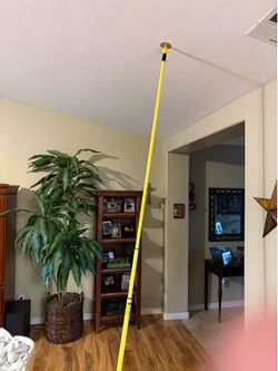 6 to 12 foot light bulb changer
