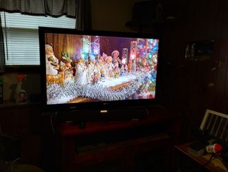 Toshiba TV With Soundbar 