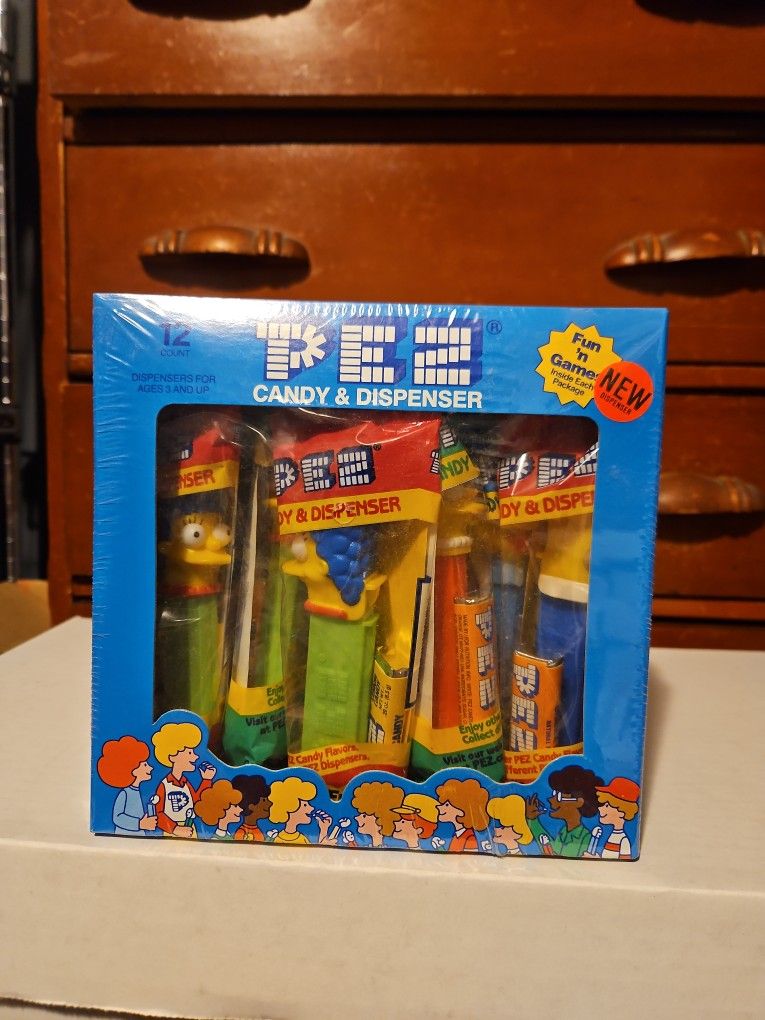 12 Count Pez Candy & Dispenser - Simpsons