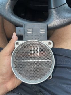 Mass air flow sensor for gmc or silverado 