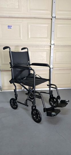 Drive Medical Lightweight Folding Transport Wheelchair 16" width seat.