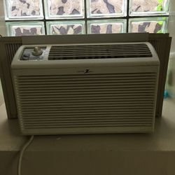 AC Window Unit