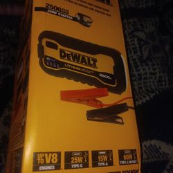 DEWALT 2500PK AMP LITHIUM JUMP STARTER & POWER BANK $100 FIRM