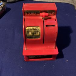 Vintage Red Uncle Sam’s Trade Mark 3 Coin Register Bank Vintage Toy (~1950)
