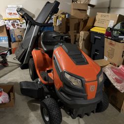  Husqvarna 42" Riding Mower Model: YTA18542