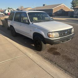 1997 Ford Explorer 