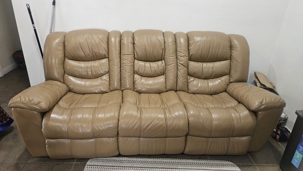 Comfortable Recliner Sofa