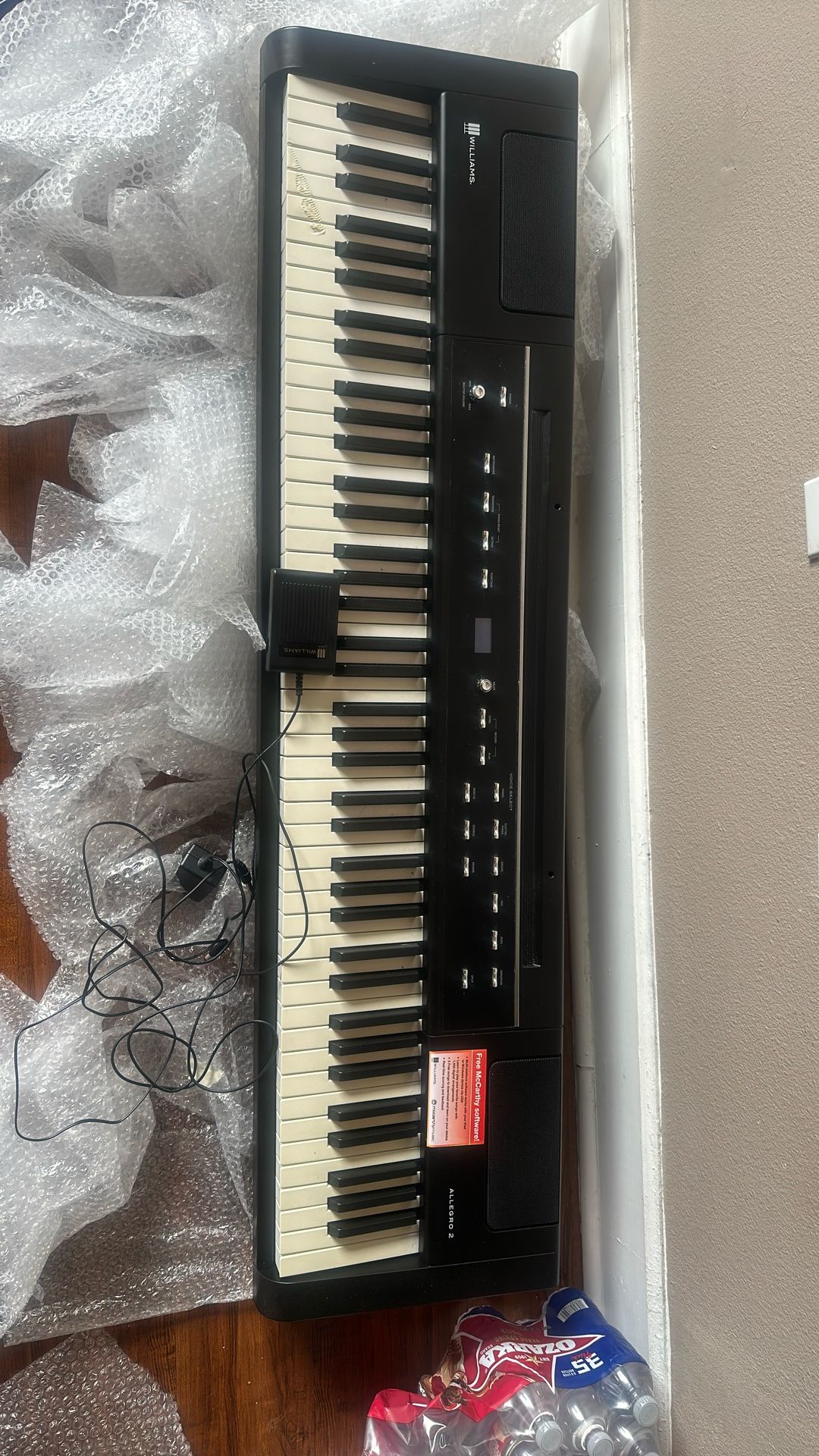 Williams 88-Key electric Keyboard 