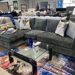 Grey Sectional 🩵😍 $1,599