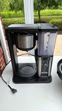 Ninja specialty coffee maker with milk frother