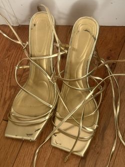 Gold Akira Club Heels Size 7