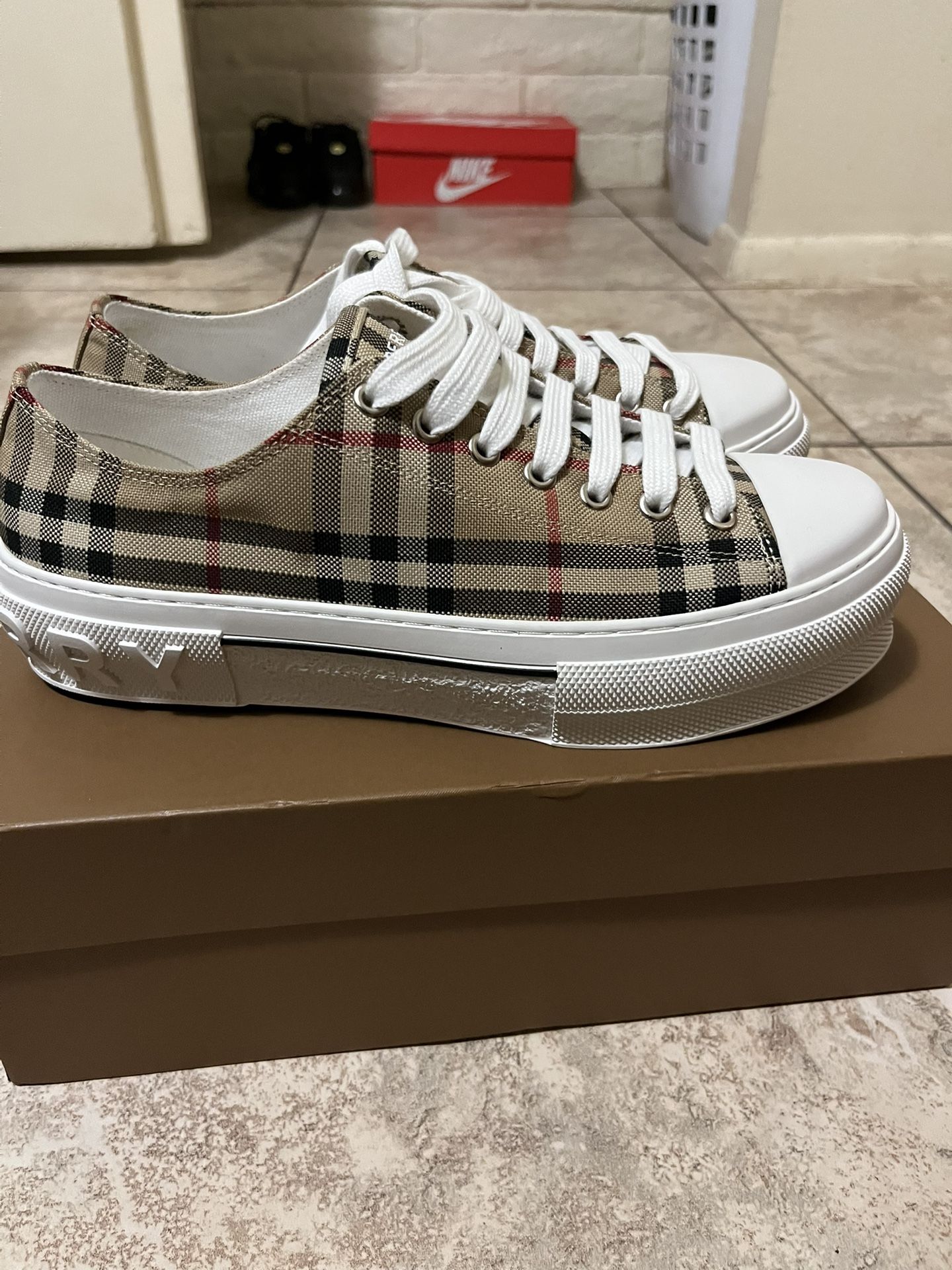 Burberry Shoes