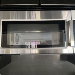 IKEA over-the-range microwave (model IMH16XWS-4).