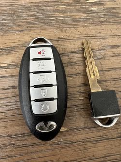 Infiniti Q50 2017 Key Fob