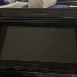 Pioneer touchscreen radio