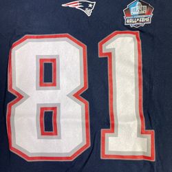 Men’s Randy Moss New England Patriots Shirt - Size Medium.