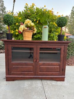 Media TV Stand Entertainment Center Good Condition