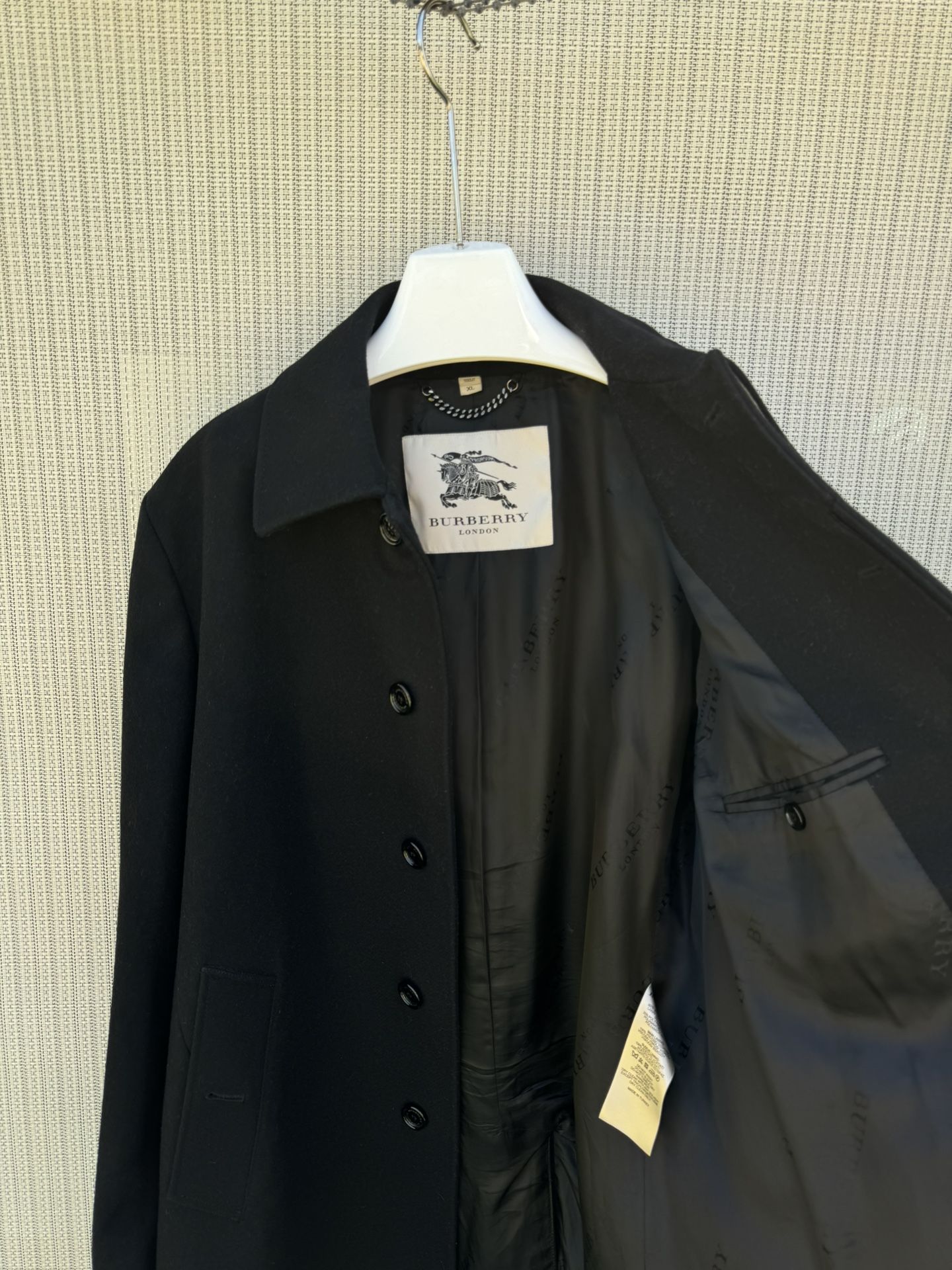 ジャケット・アウター BURBERY LONDON WOOL COAT Burberry London Fox Fur Collar Wool Cashmere Coat