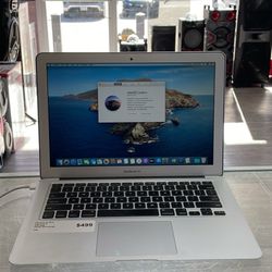 MacBook Air 2014 13-inch, Intel Core i5, 4GB Ram, 250 GB SSD, Comes With Charger