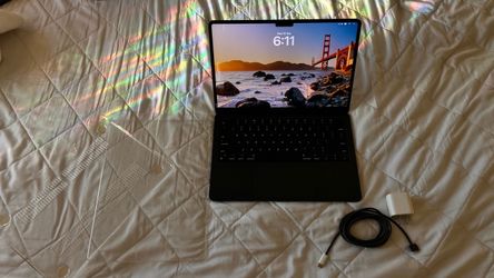 Apple MacBook Air M2-Midnight