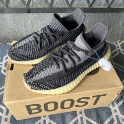 Yeezy Boost 350 V2